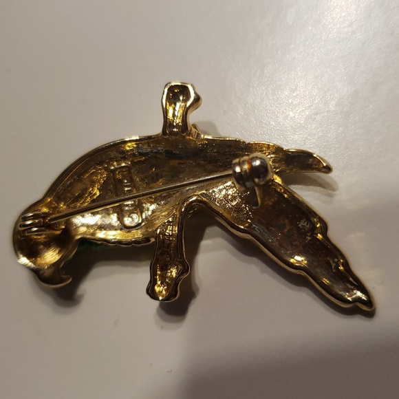 Vintage Monet Gold Tone Rhinestone Parrot Brooch - Picture 5 of 6